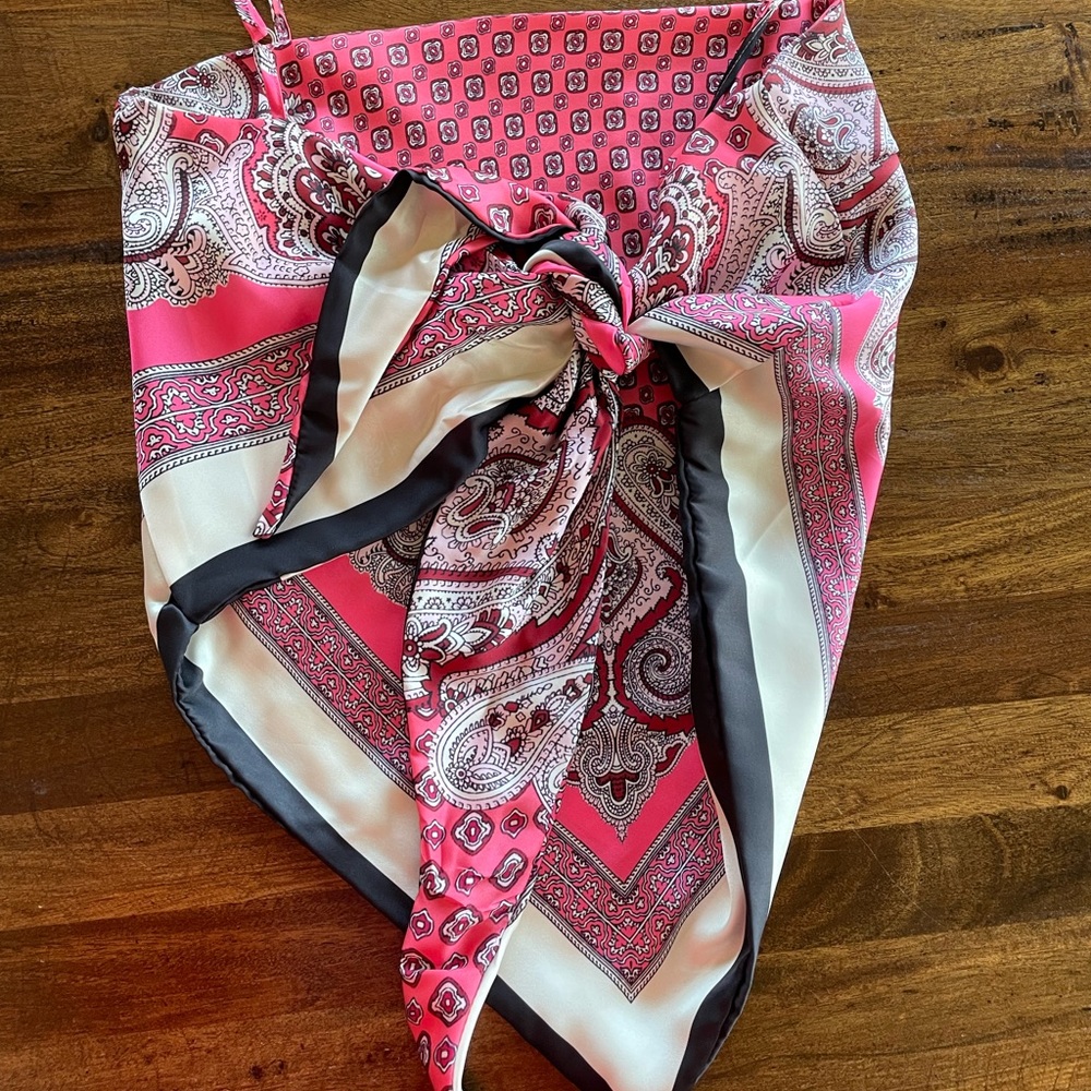 Tie Top